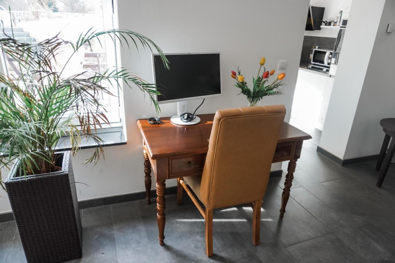 Neu gebautes Apartment mit Sonnenterasse in der Nähe vom Siebengebirge&Bonn Königswinter Exterior foto